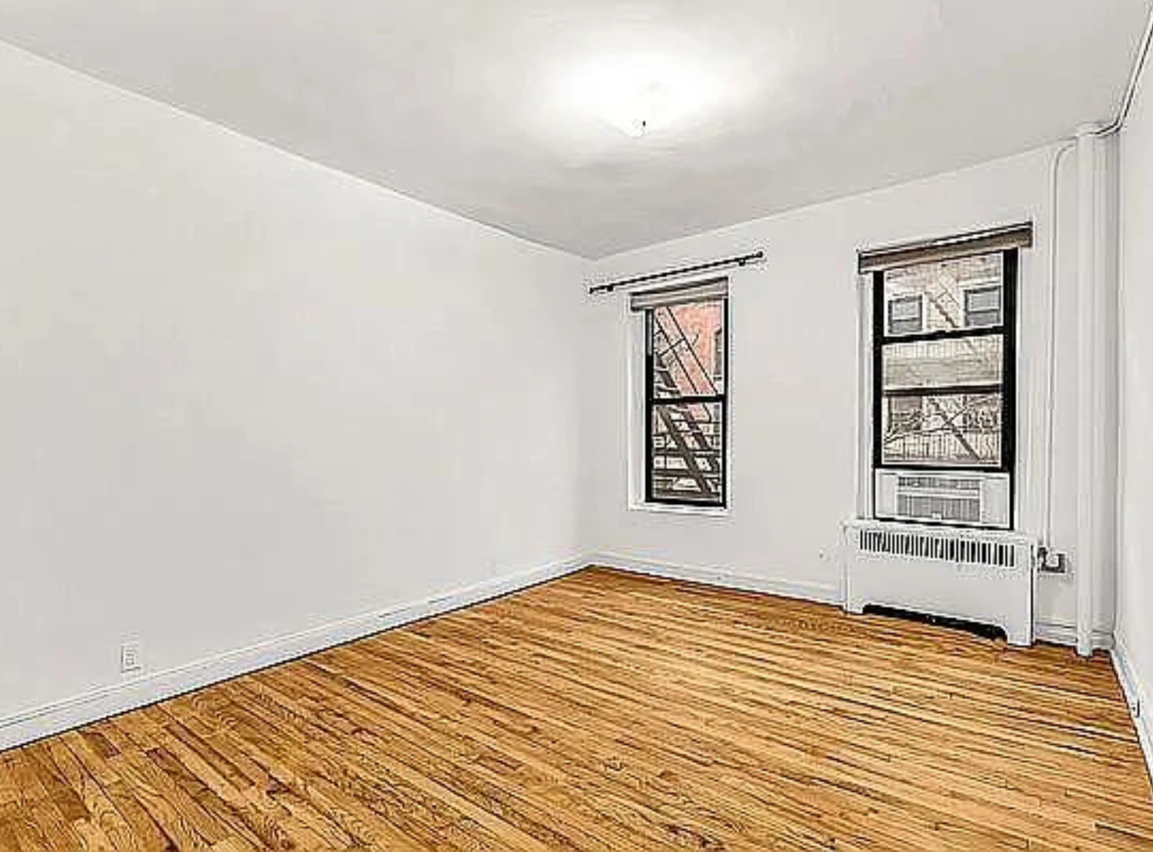 picture of the studio apartment in 214 west 102 in manhattan 1