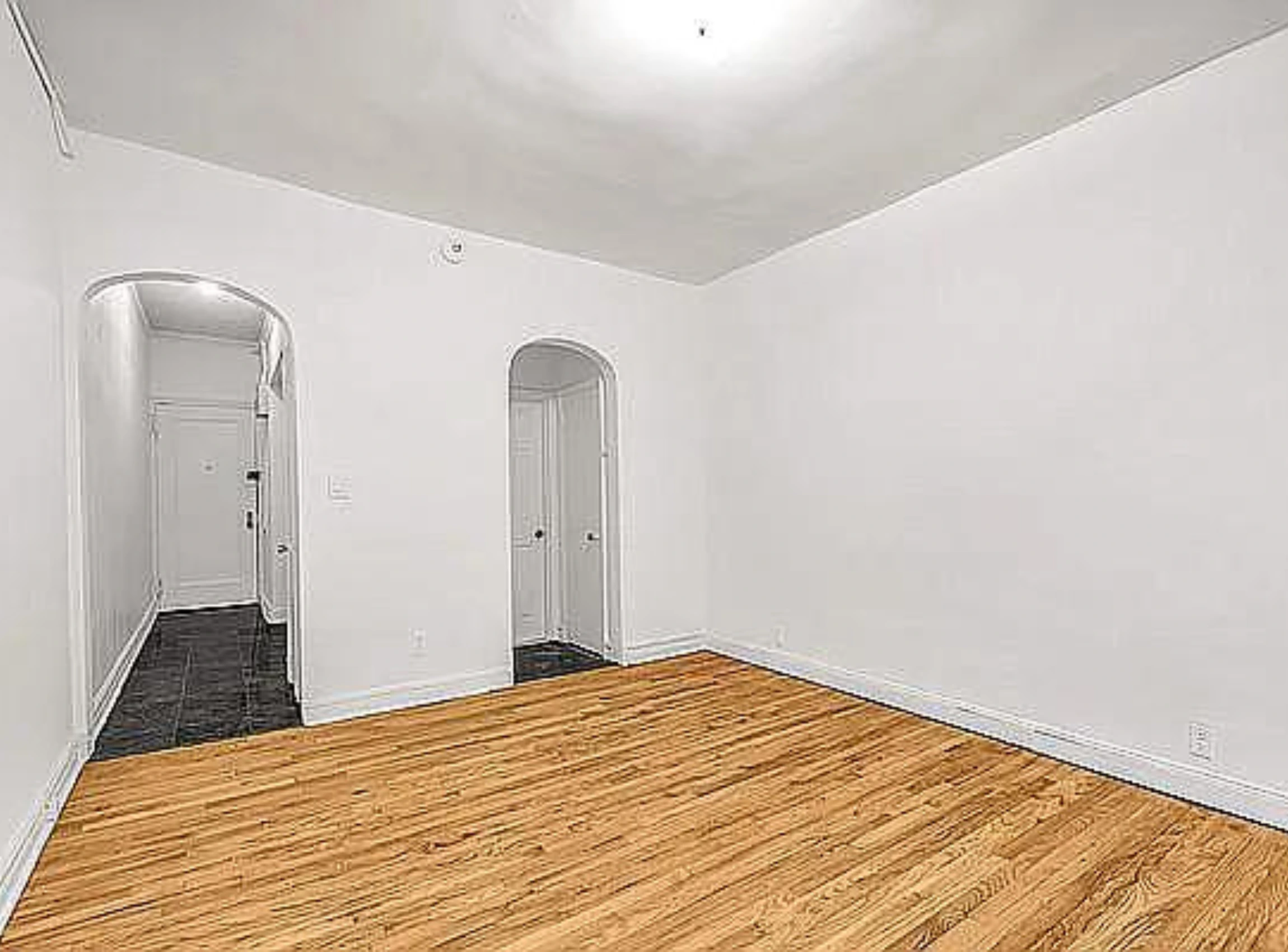 picture of the studio apartment in 214 west 102 in manhattan 2